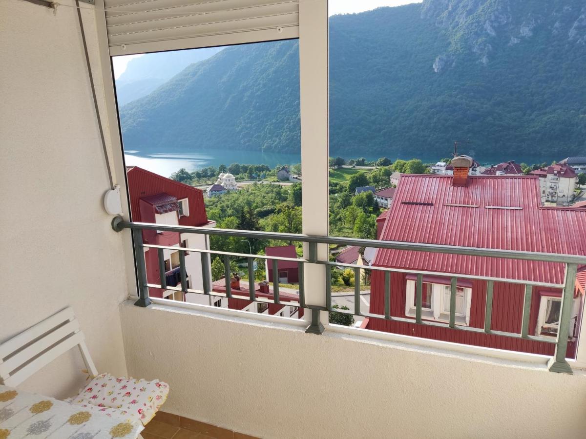 Apartman Dunja Pluzine Exterior photo
