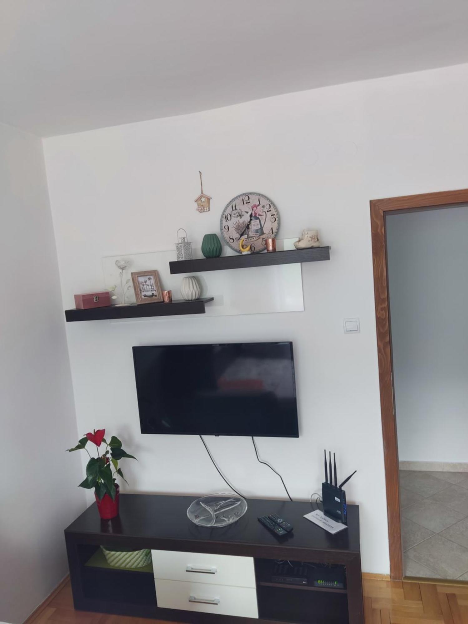 Apartman Dunja Pluzine Exterior photo